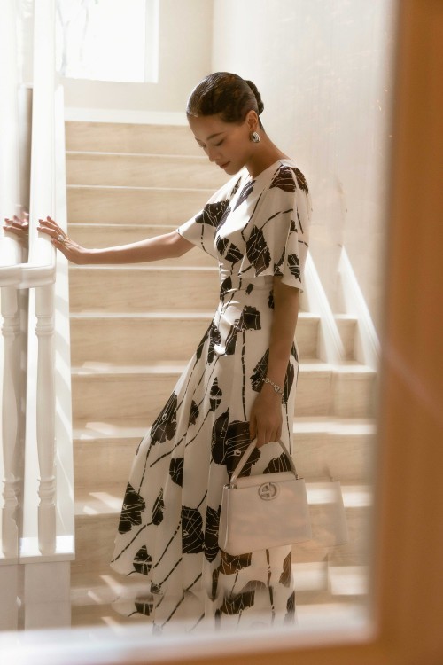 Sixdo Cream Silk Flared Dress